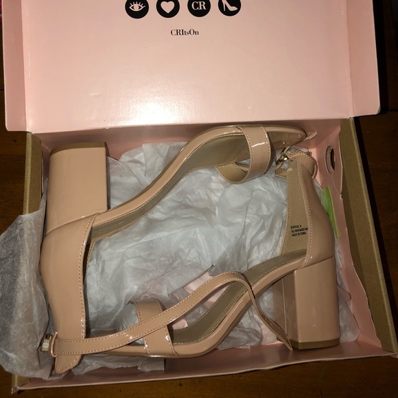 Nude block strap heels NWT - Picture 5 of 6